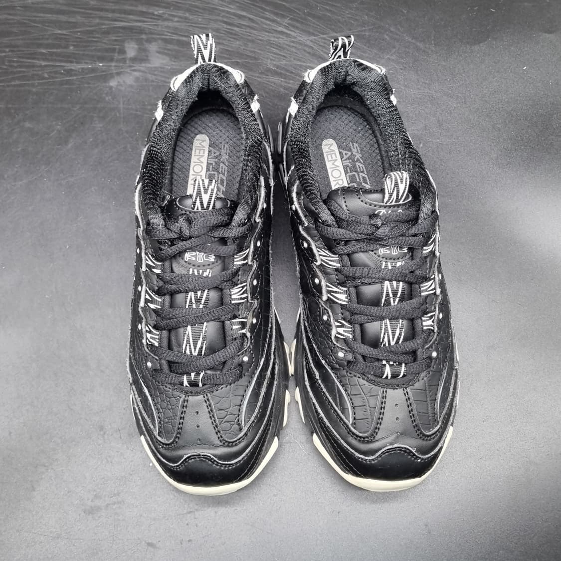 스케쳐스 딜라이트 여성운동화 230 상품이미지2