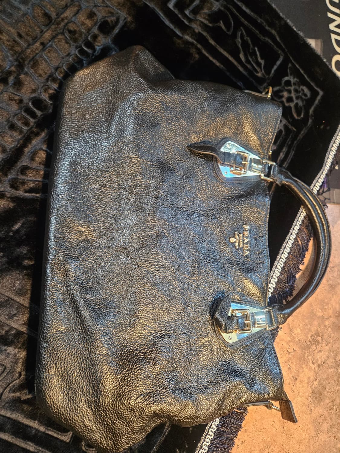 PRADA 프라다 블랙 토트백 상품이미지3