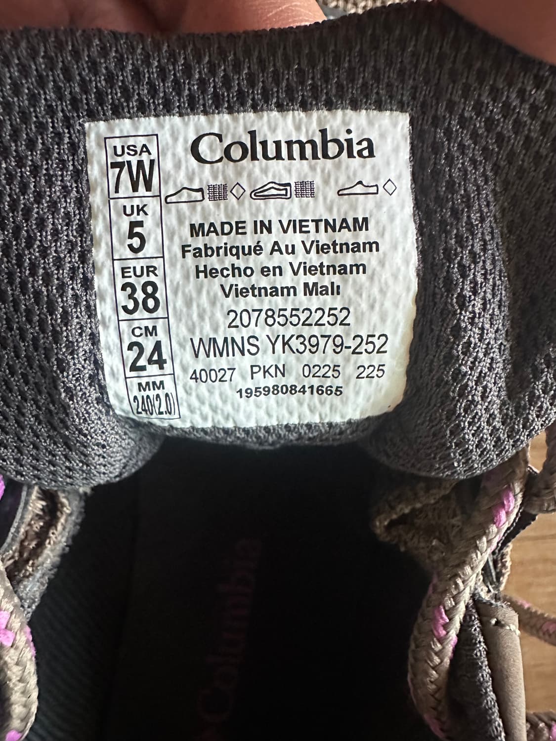 컬럼비아 여성 방수 등산화 240mm 판매 상품이미지5