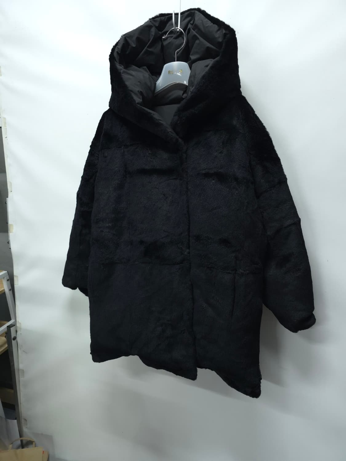 이브살로몬 토끼털 덕다운 리버시블 후드패딩 상품이미지8