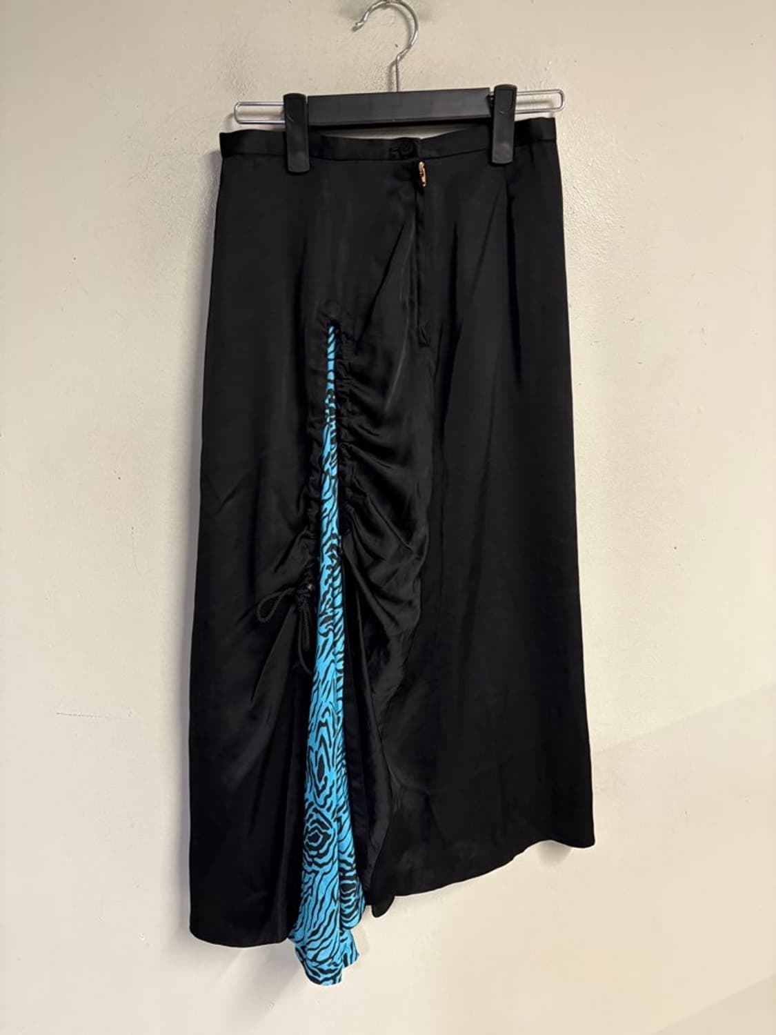TOGA PULLA Zebra Pattern Ruched Skirt  상품이미지1