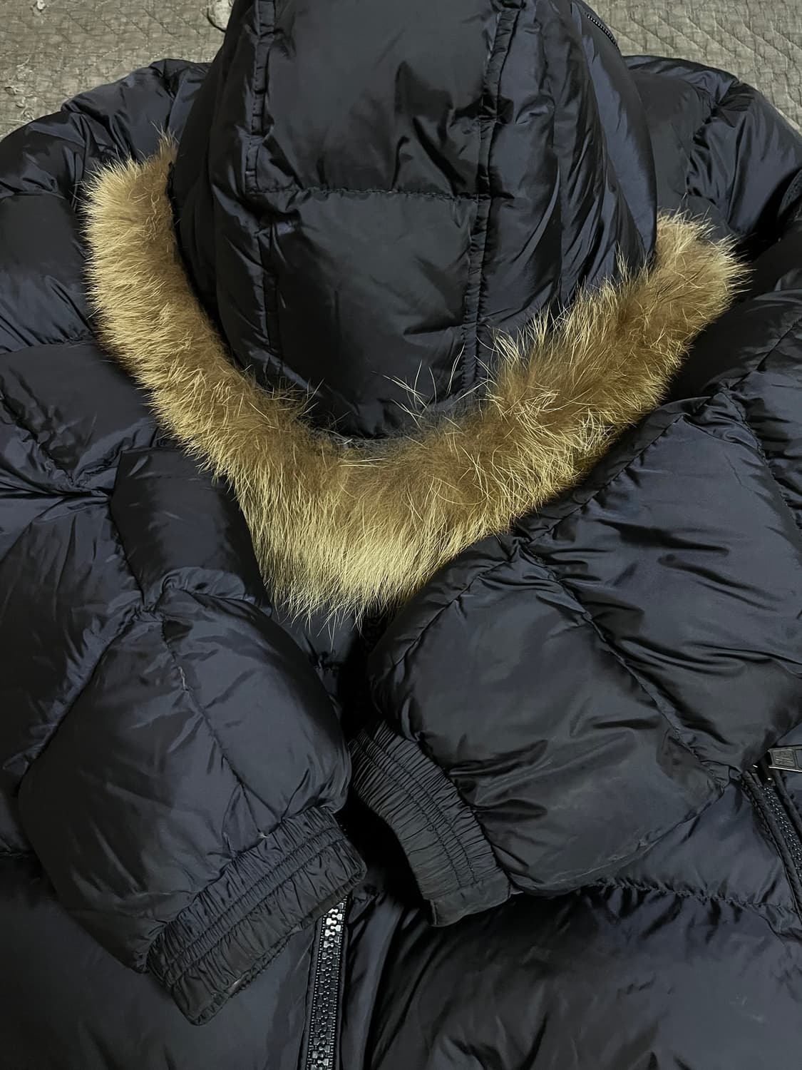 몽클레어 마르크 패딩 사이즈5 상품이미지3