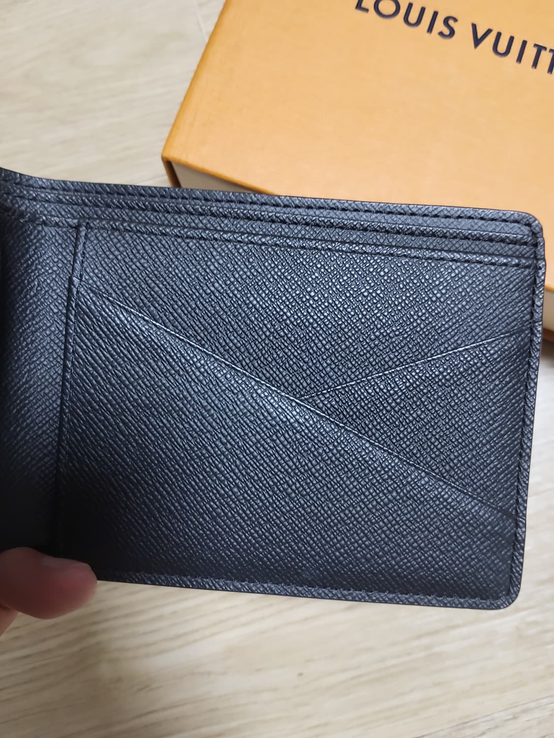 루이비통 모노그램 이클립스 반지갑 상품이미지9