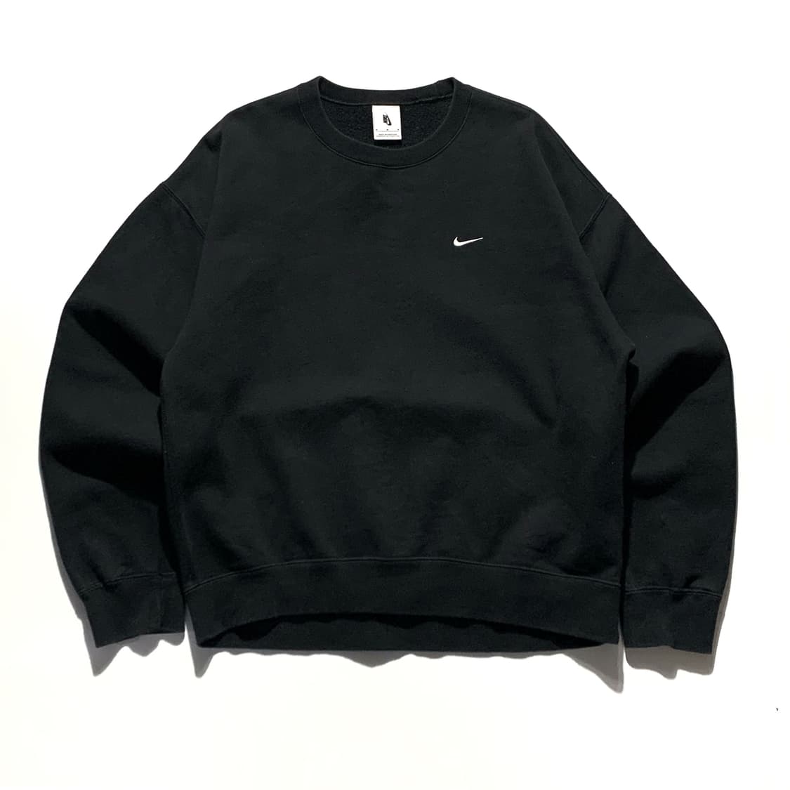 나이키 nrg 맨투맨 블랙 상품이미지1