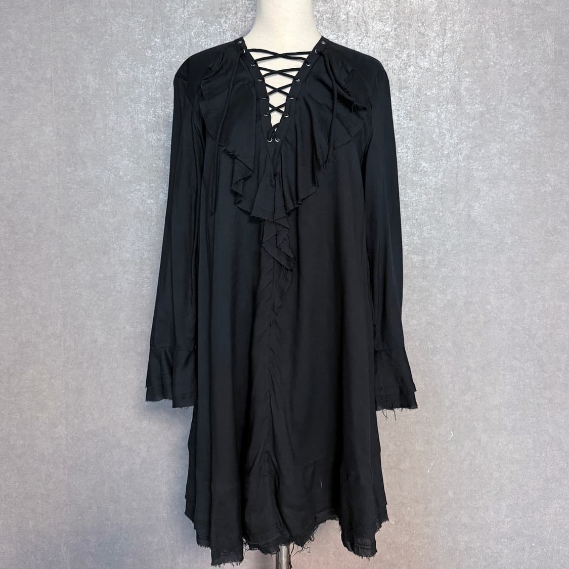 이로 레이스업 셔츠 원피스 블랙 34 상품이미지1