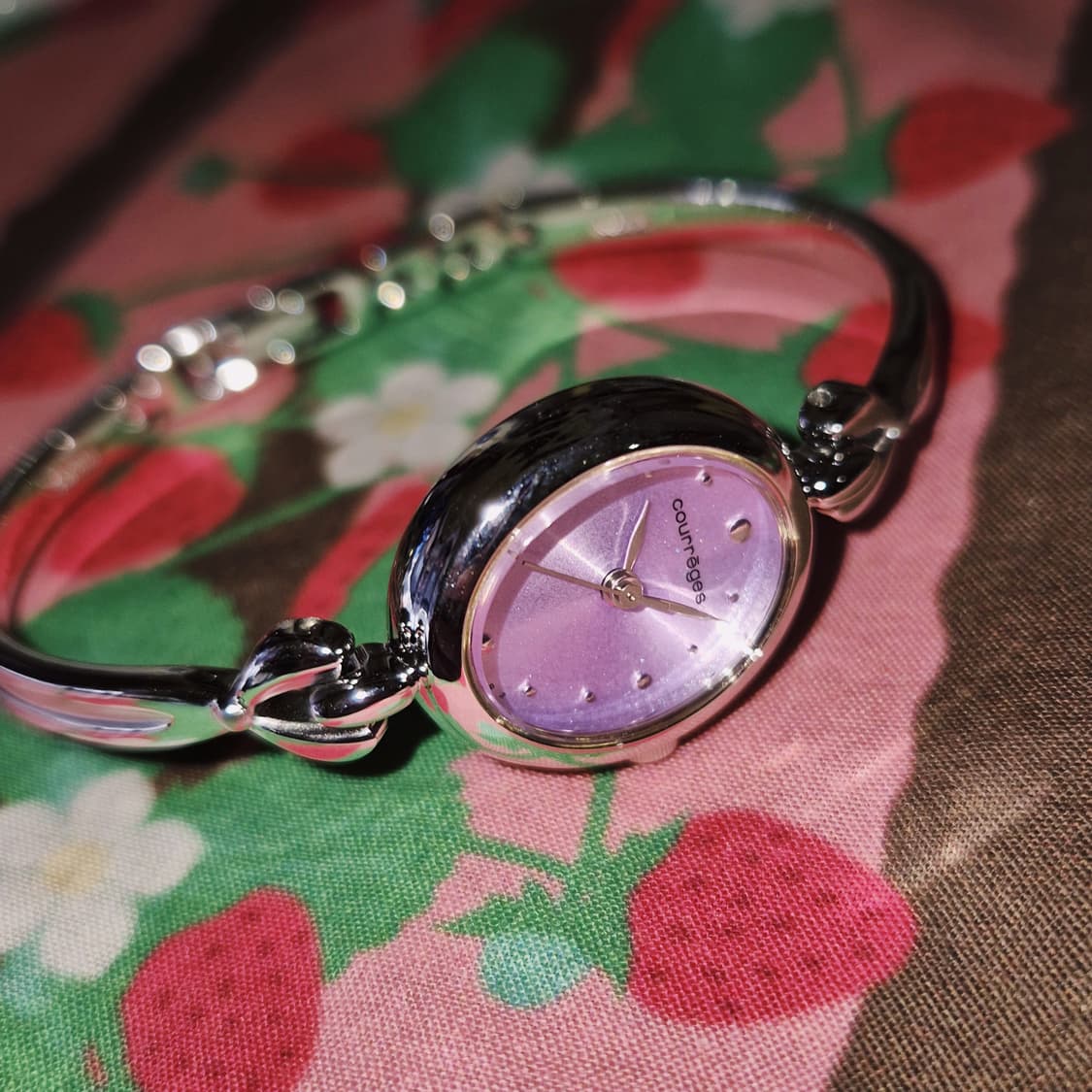 90s 한정 꾸레쥬 스페이스 에이지 핑크 오발 시계 상품이미지9