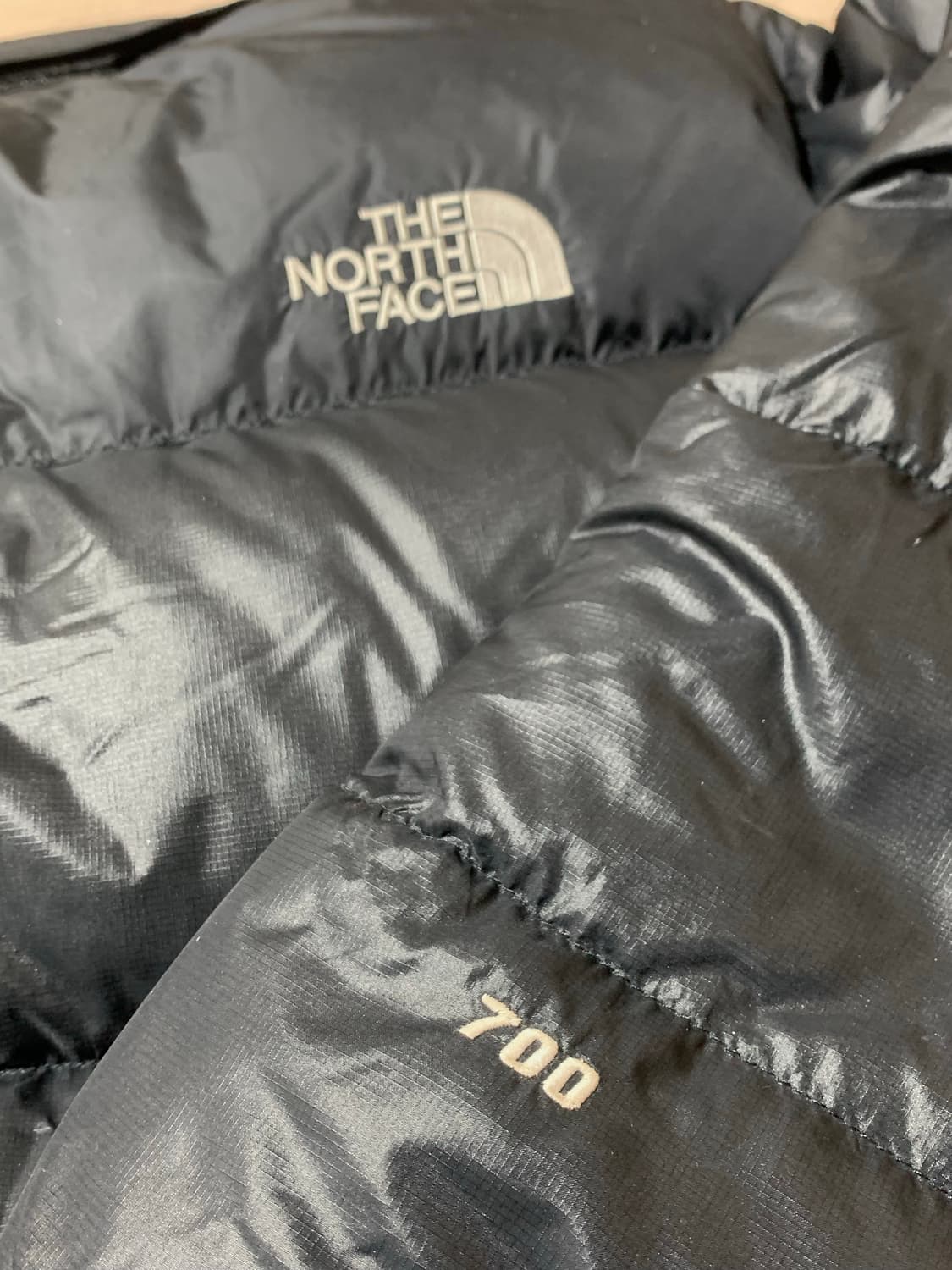 노스페이스 눕시 700 블랙 패딩 상품이미지5