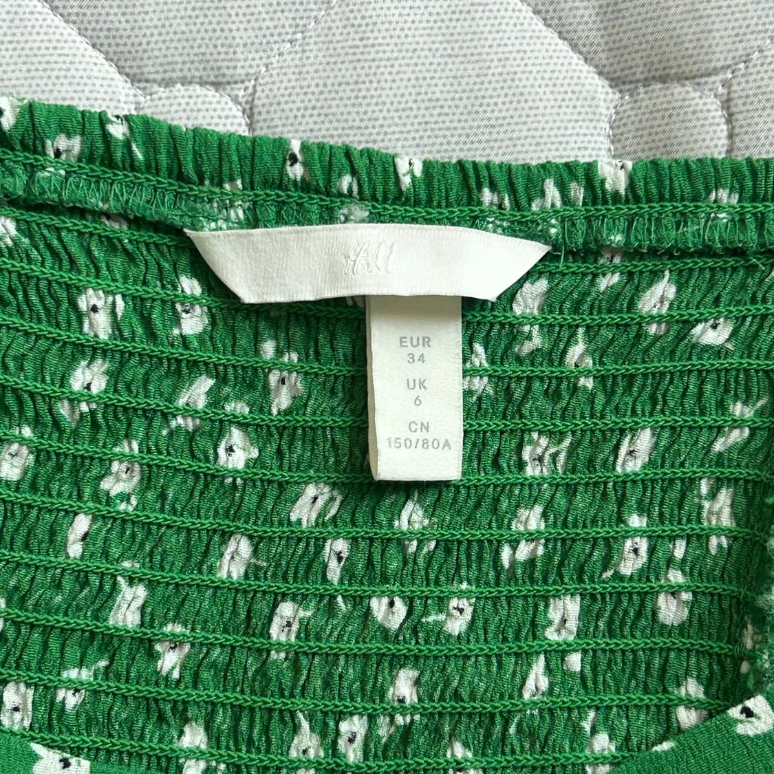 h&m 잔꽃 퍼프 하트넥 탑 상품이미지5
