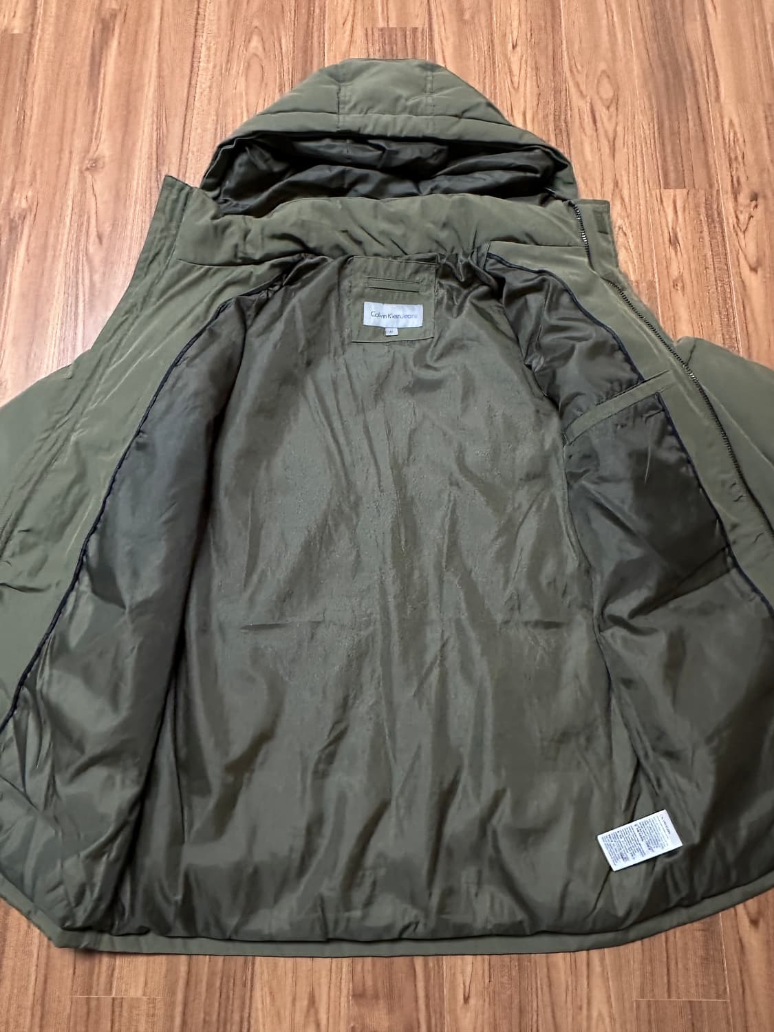 캘빈클라인 올리브그린 다운 패딩 M 상품이미지8