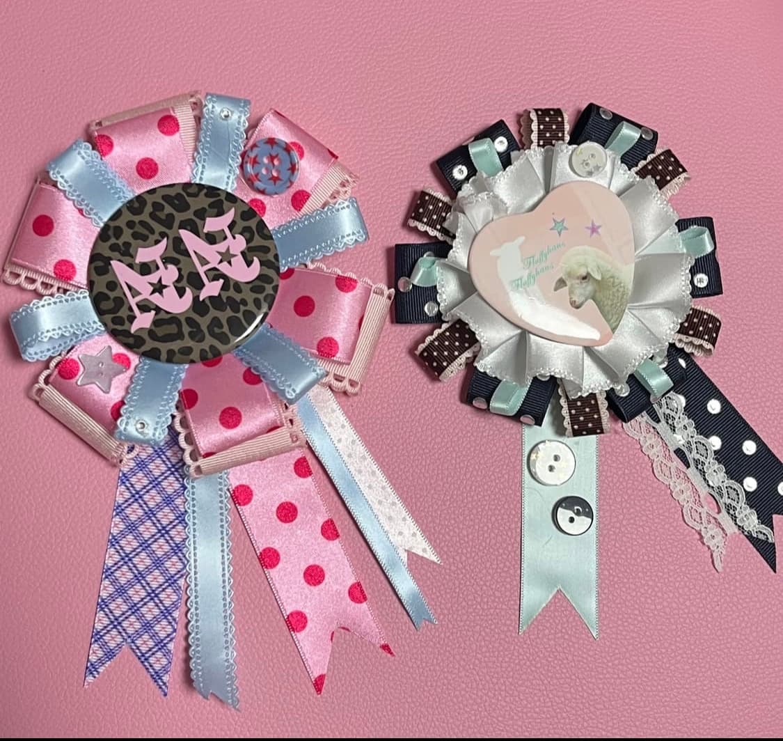 수제로제트 커스텀 뱃지 상품이미지1