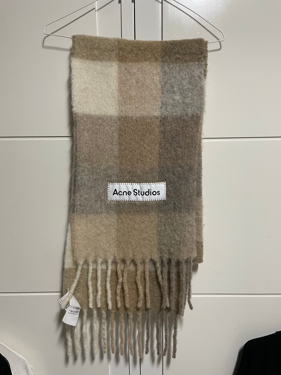 아크네 스튜디오 체크 모헤어 머플러  상품이미지3