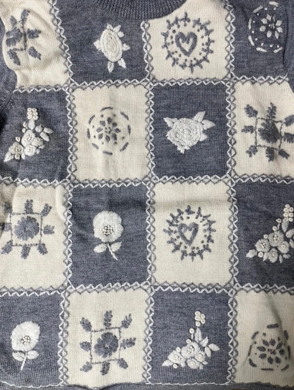 그레이 플라워 니트 상품이미지3