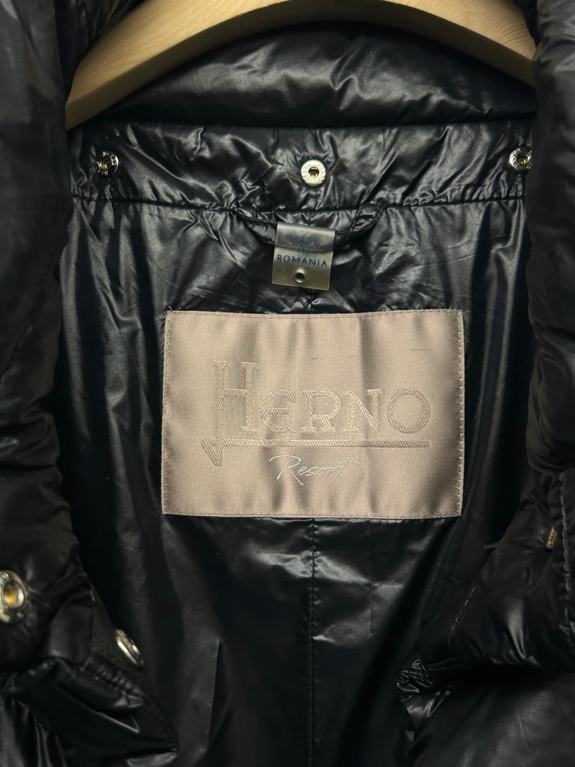 HERNO 에르노 블랙 경량 패딩  상품이미지5