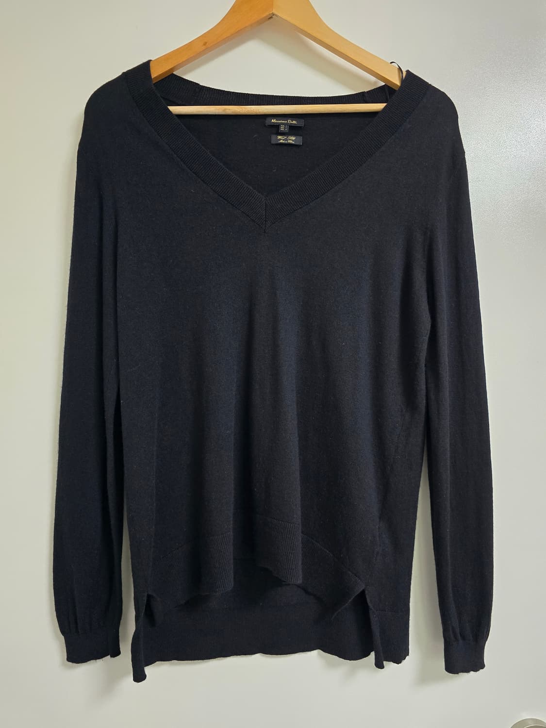 마시모두띠 실크 블랙 브이넥 니트 L 상품이미지1