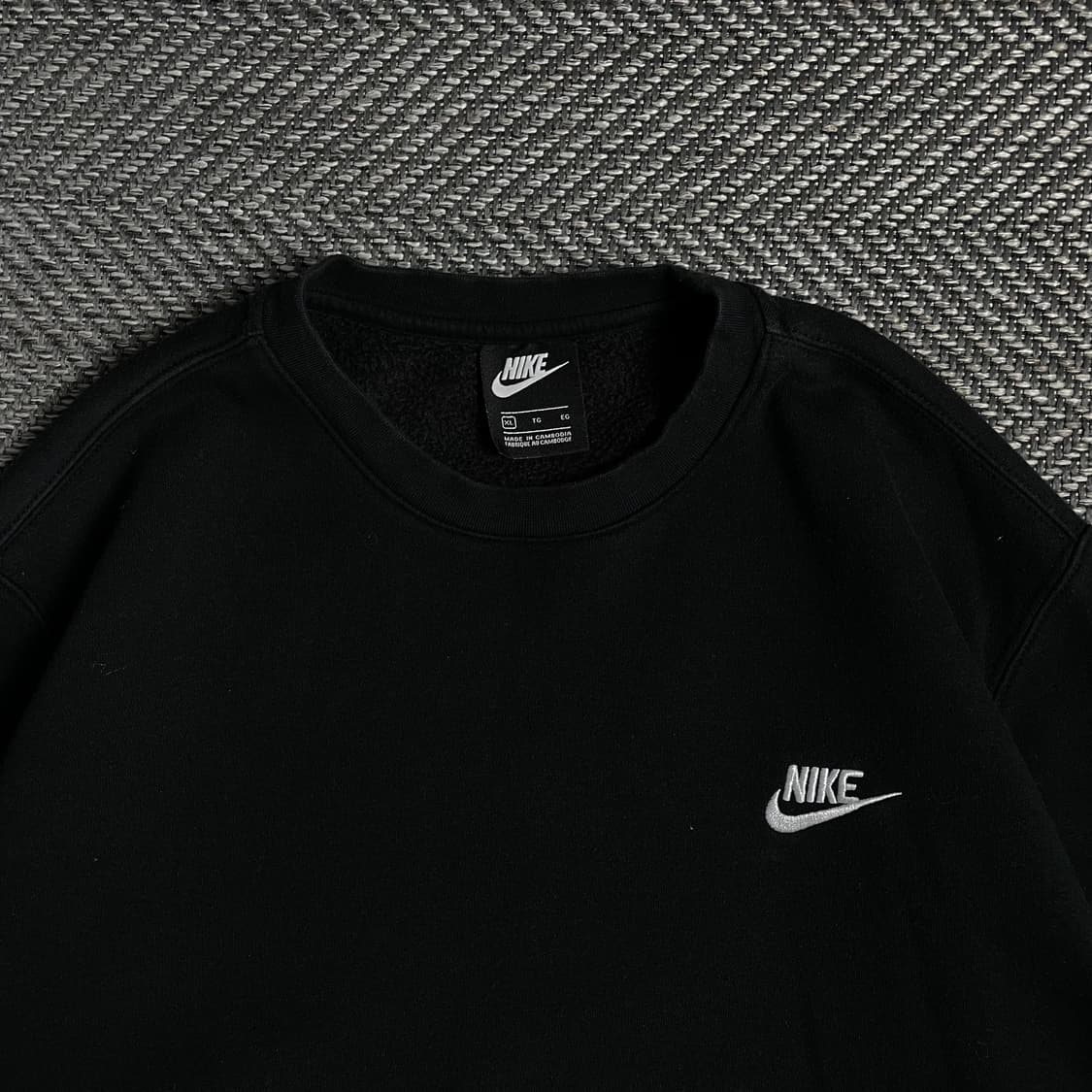 나이키 자수로고 박시핏 라운드 맨투맨 블랙y 4866 상품이미지5