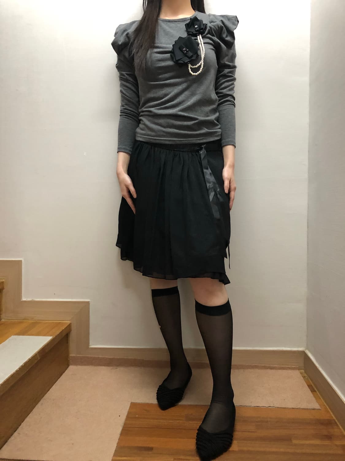 빈티지 블랙 글리터 프릴 미디 스커트 상품이미지2