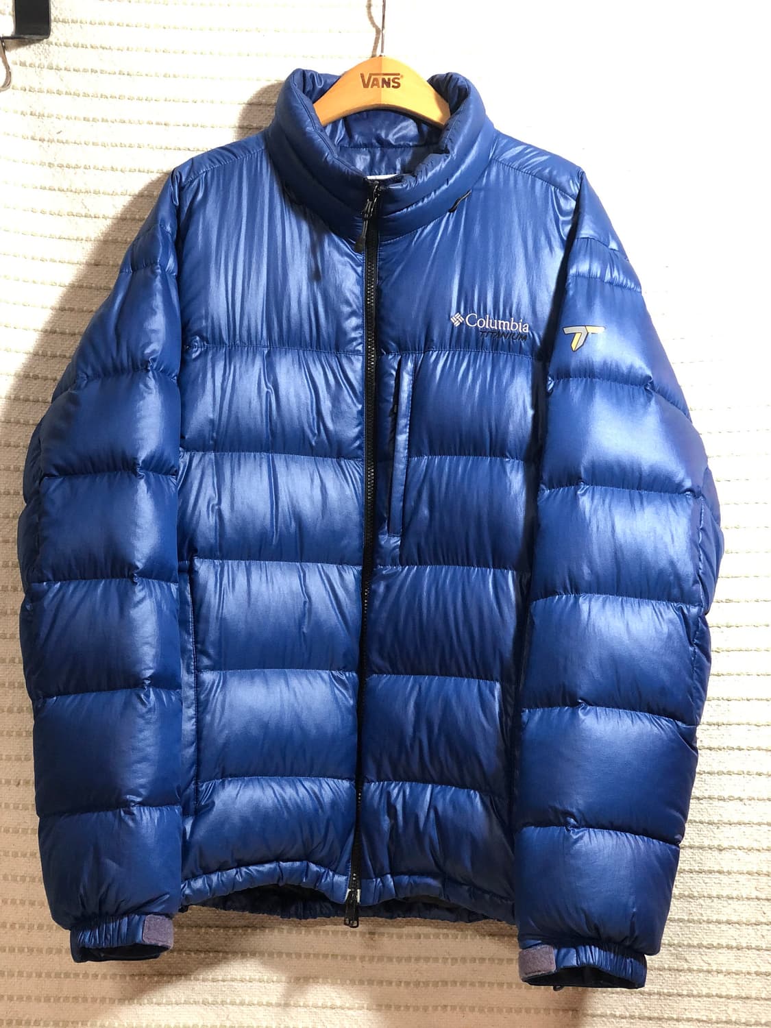 컬럼비아 티타늄 블루 구스 다운 경량 패딩 거위털 몽벨 맛 상품이미지1