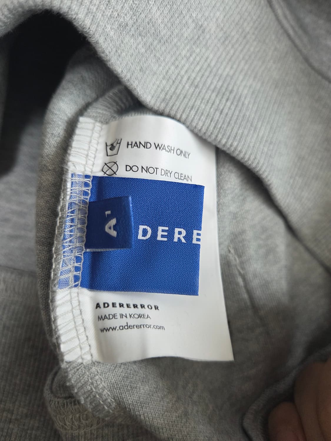 아더에러 메종키츠네 콜라보 후드티 상품이미지5