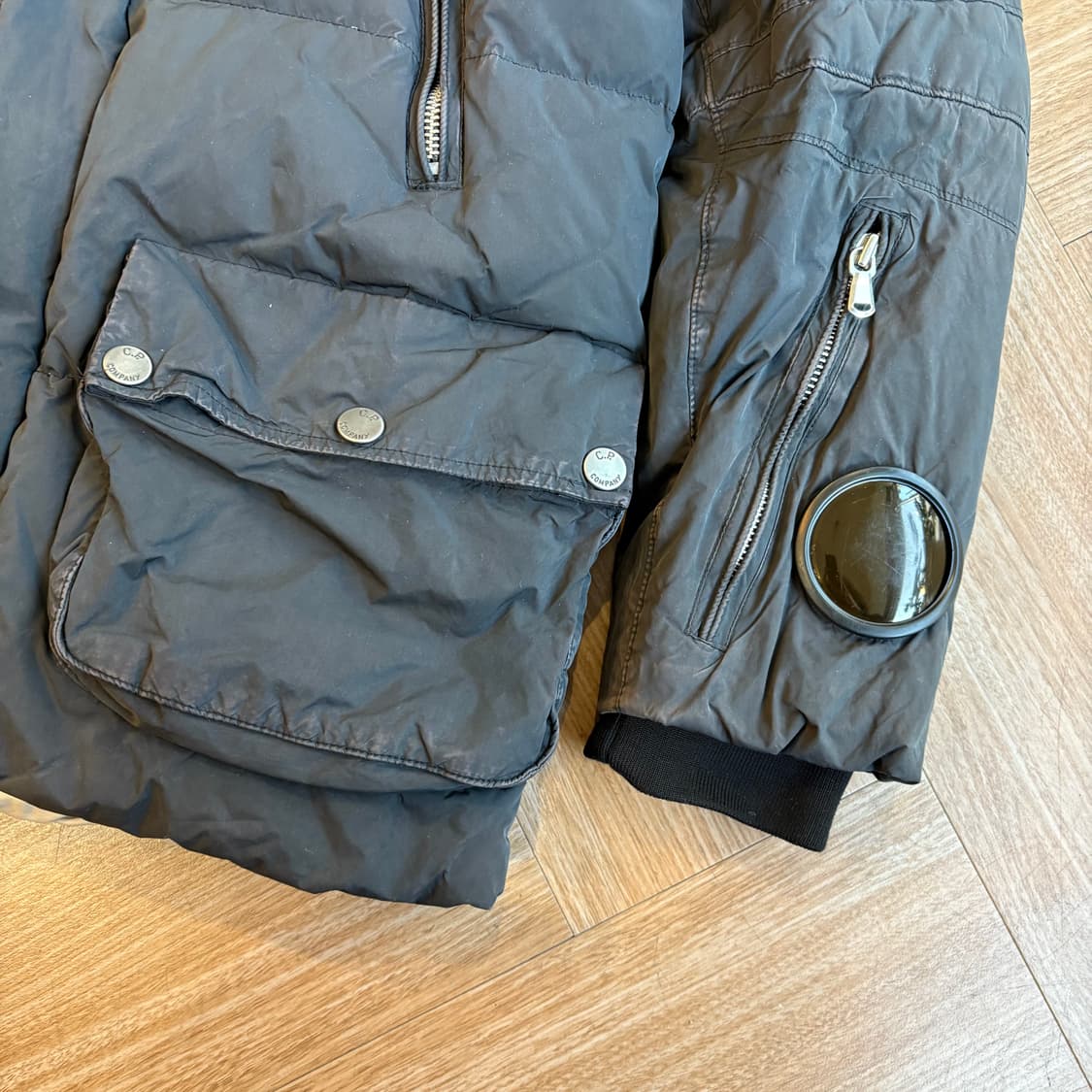 씨피컴퍼니 PIUMA DOCA 워치 파인더 푸퍼 자켓 상품이미지4