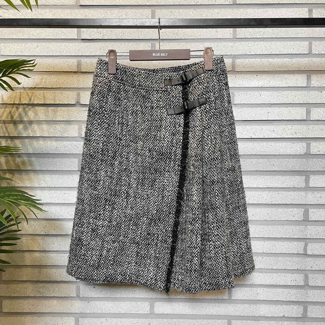 JPN VINTAGE 트위드 미디 랩 스커트 더블 버클 디테일 그레이 상품이미지2
