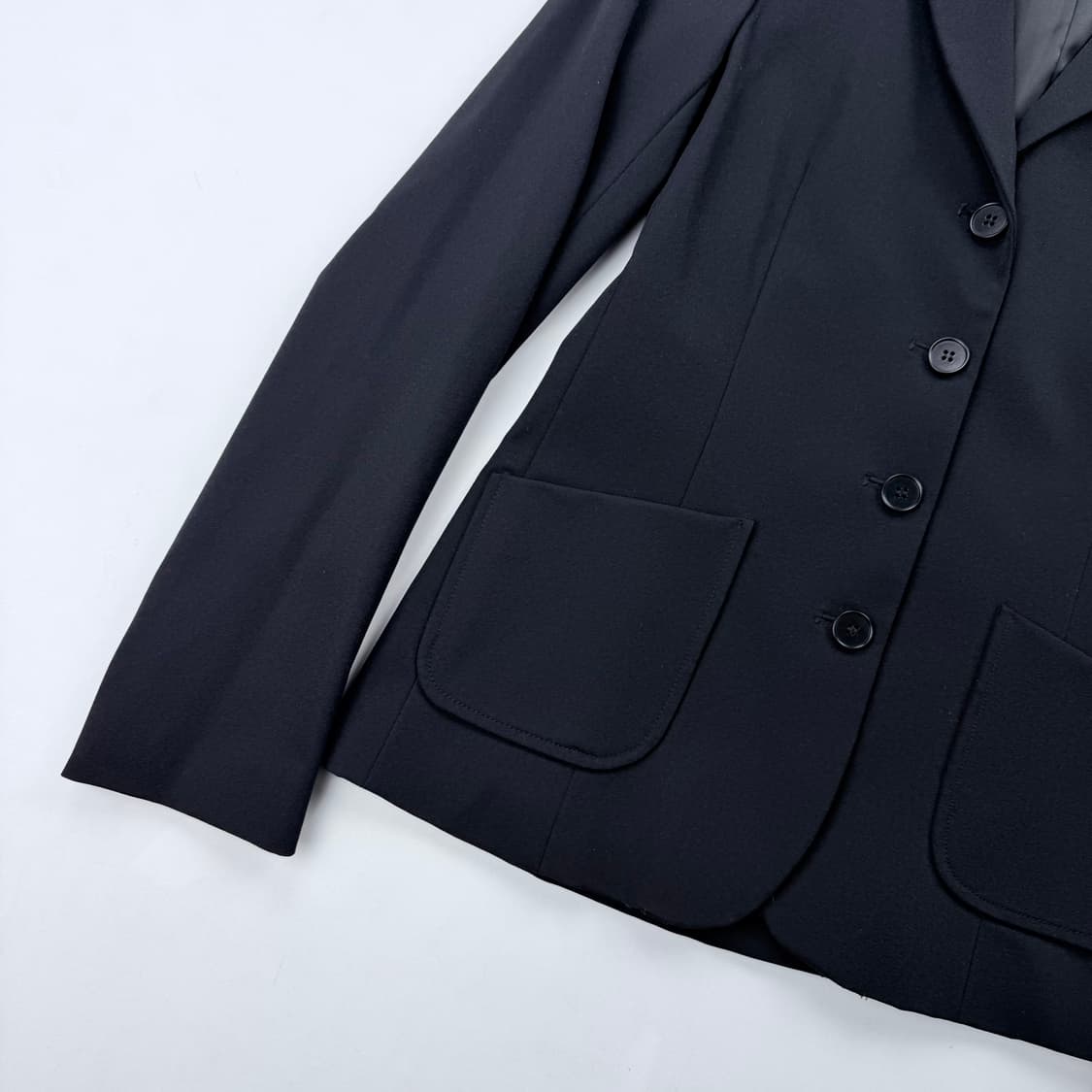 띠어리 블랙 자켓 상품이미지3