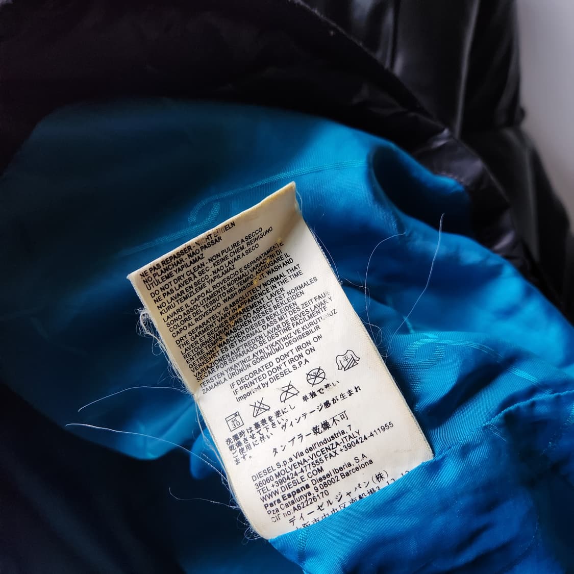 디젤 D포켓 바이커 다운 패딩 상품이미지10