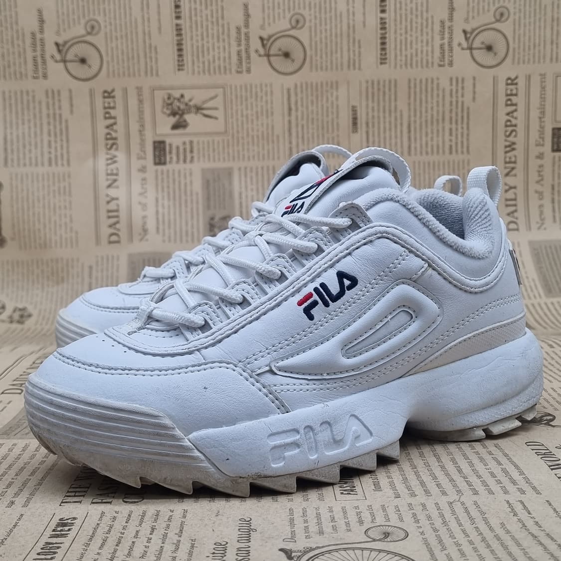 휠라 FILA 디스럽터 운동화 220 상품이미지1