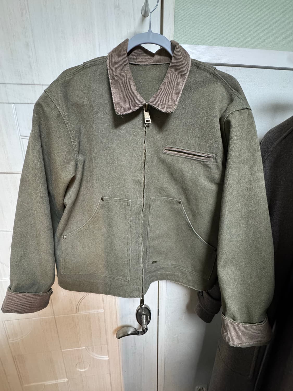 라퍼지스토어 워크자켓 카키색 상품이미지3