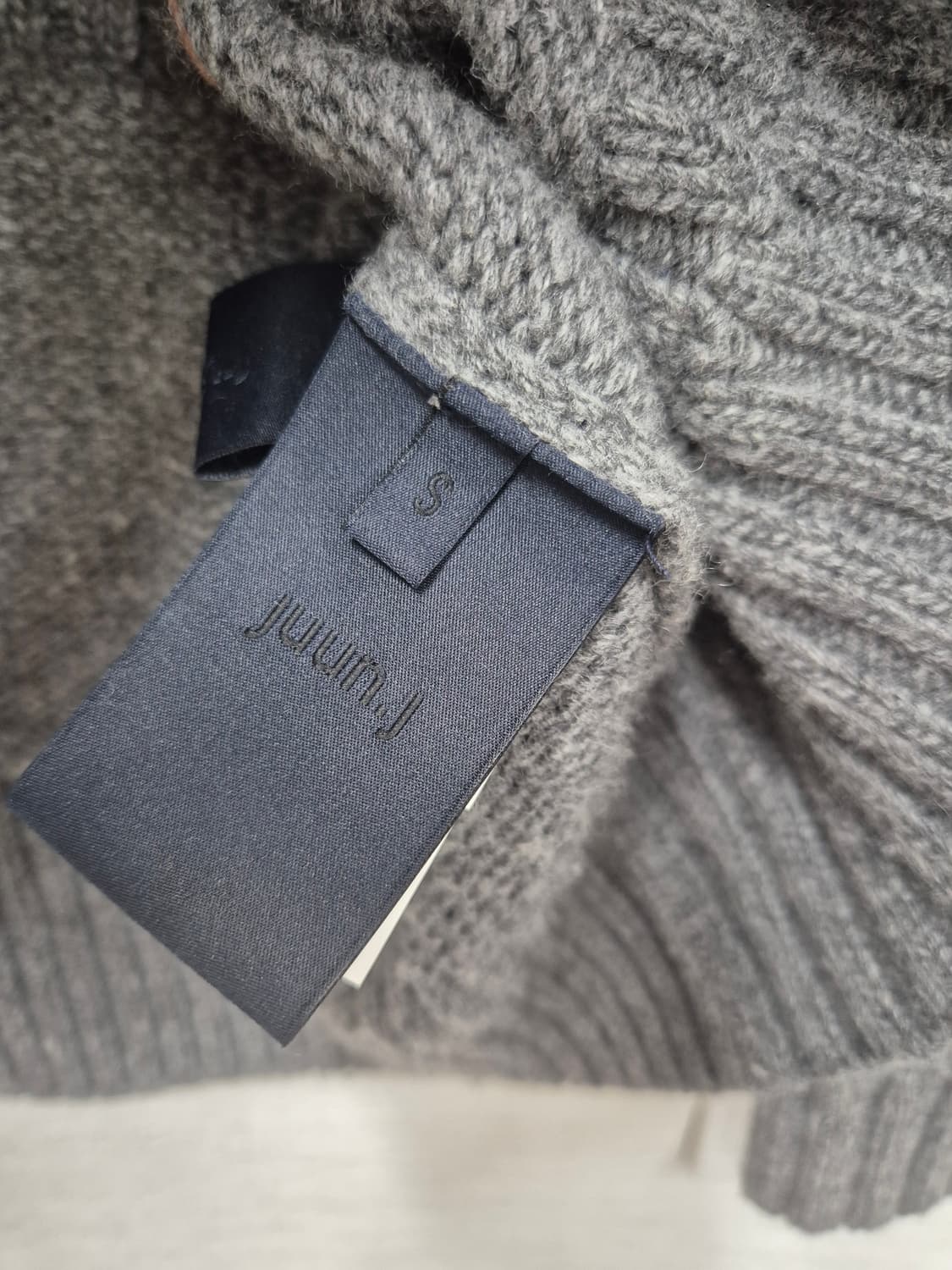 준지 회색 터틀넥 니트 스웨터 / 95(정품) 상품이미지4