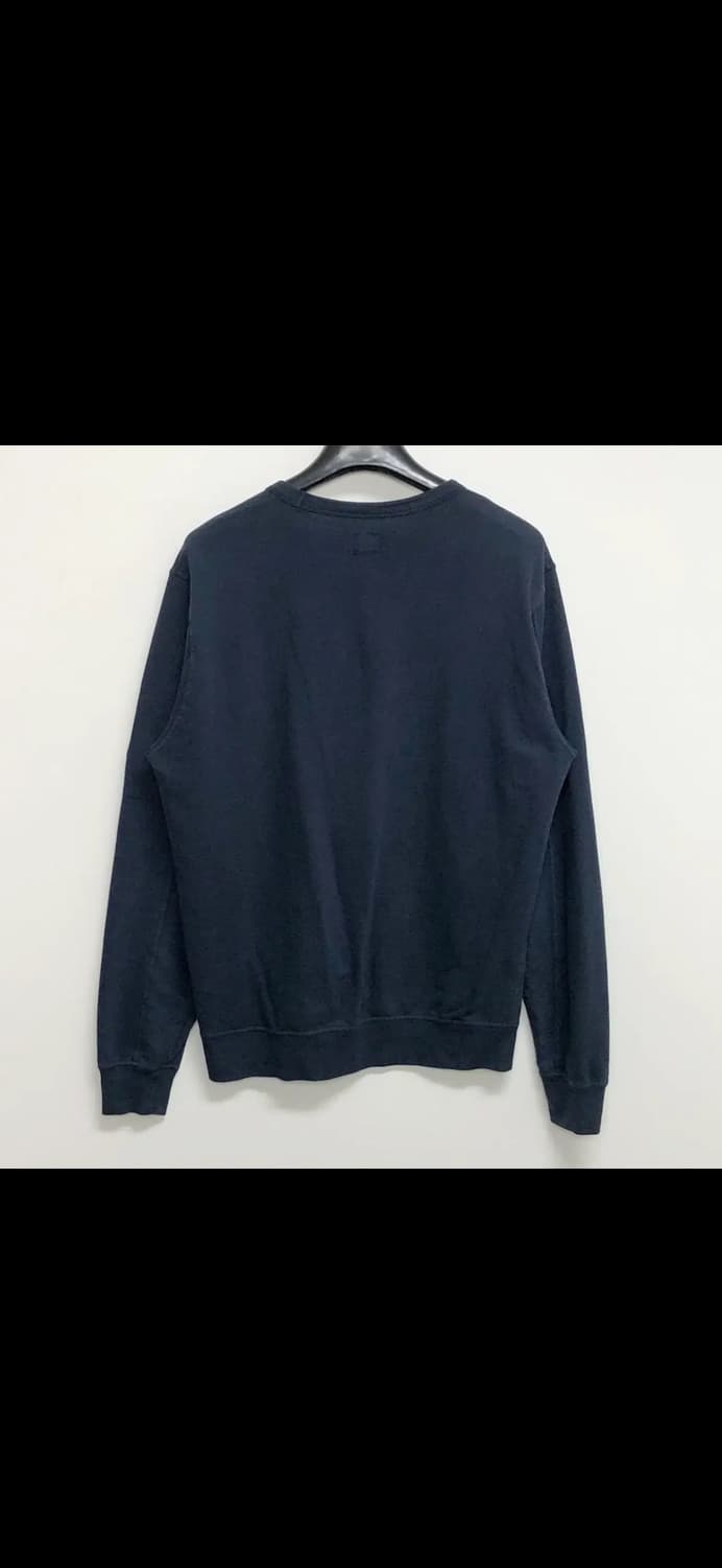 Cp컴퍼니 맨투맨 네이비 팝니다 (교신ㅇ) 상품이미지3