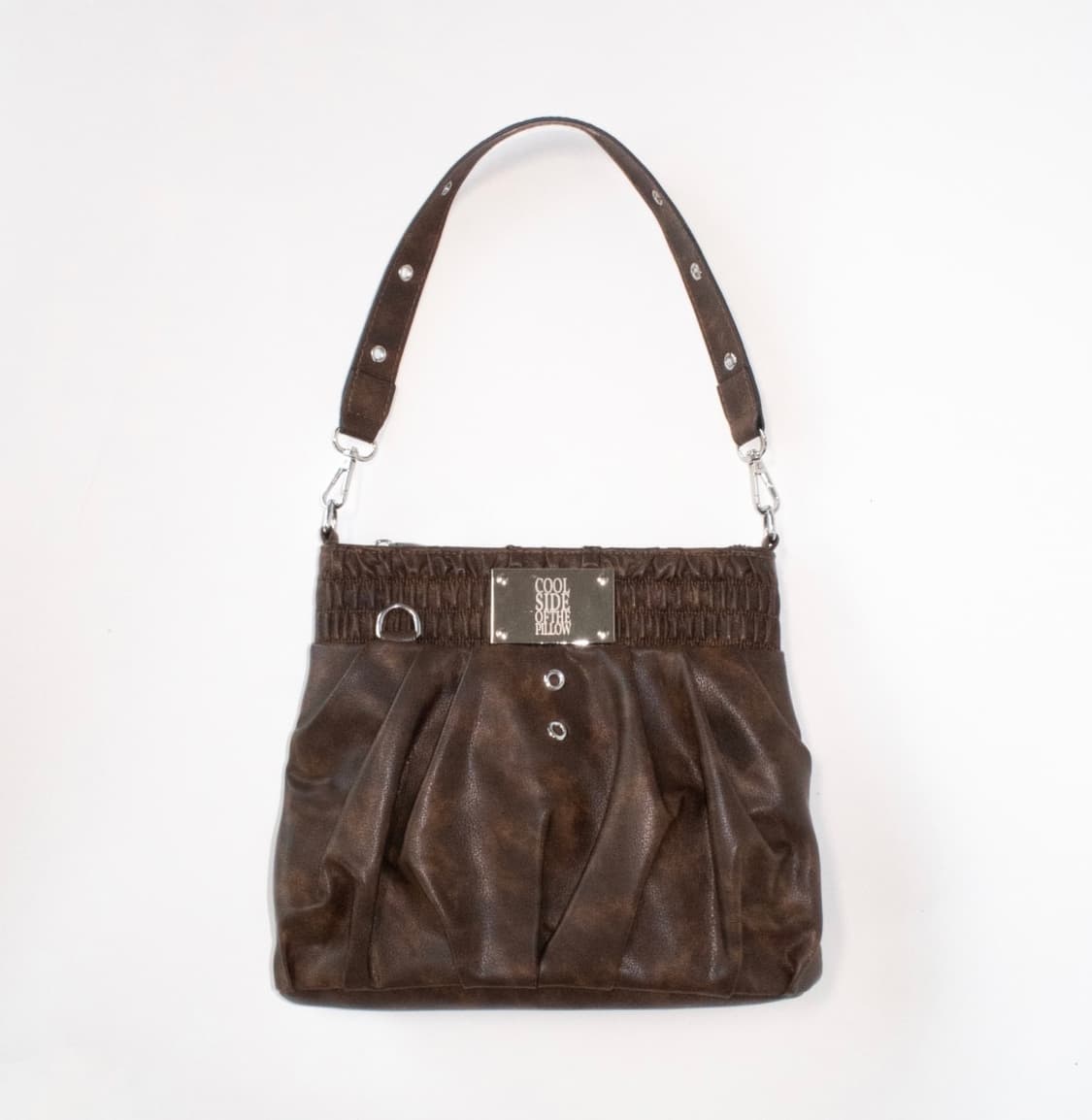 쿨사이드옵더필로우 브라운백 상품이미지1