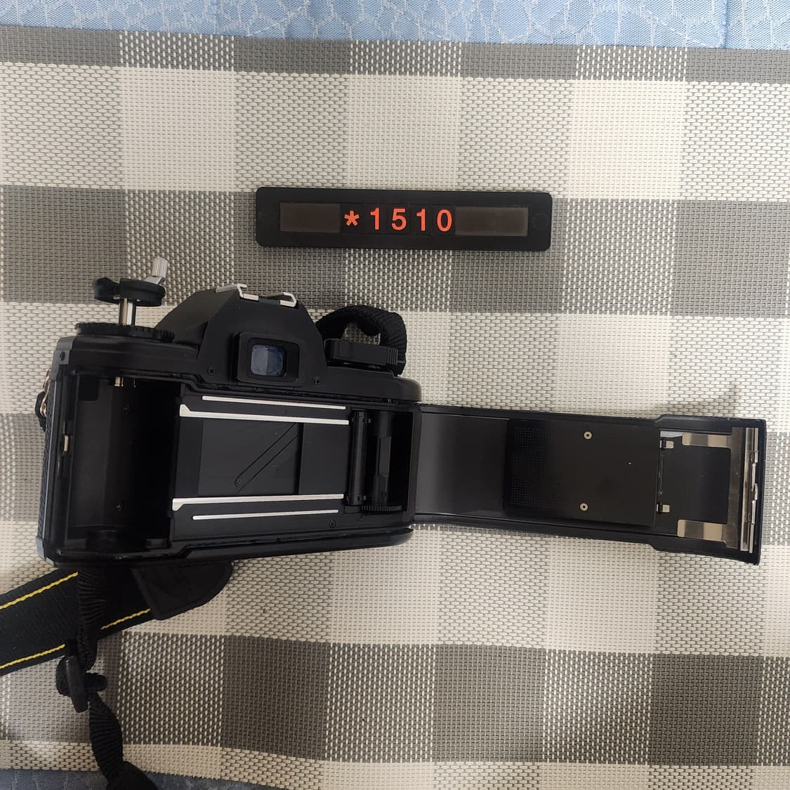 니콘 EM 필름카메라 1.8 단렌즈 블랙바디 상품이미지6