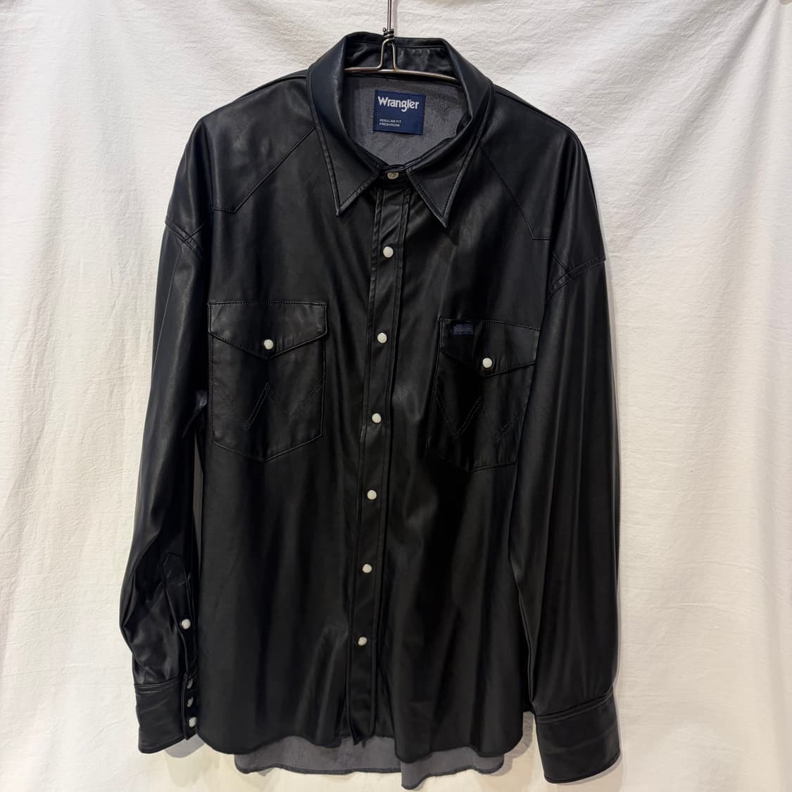 랭글러 블랙 비건 레더 웨스턴 셔츠 남방 상품이미지1