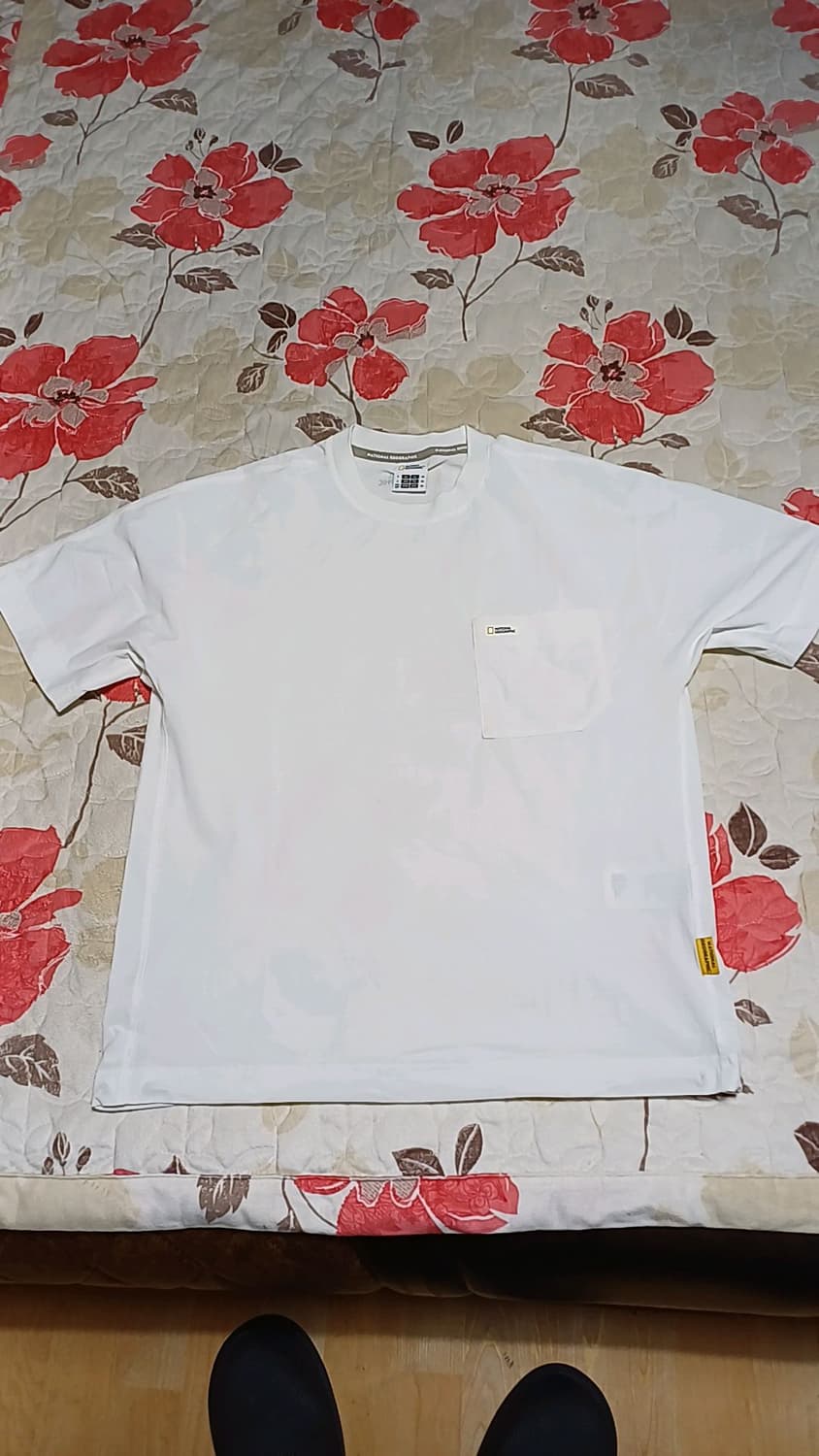 내셔널지오그래픽 오버핏 기능성티 실측100 가슴54 기장68 상품이미지1