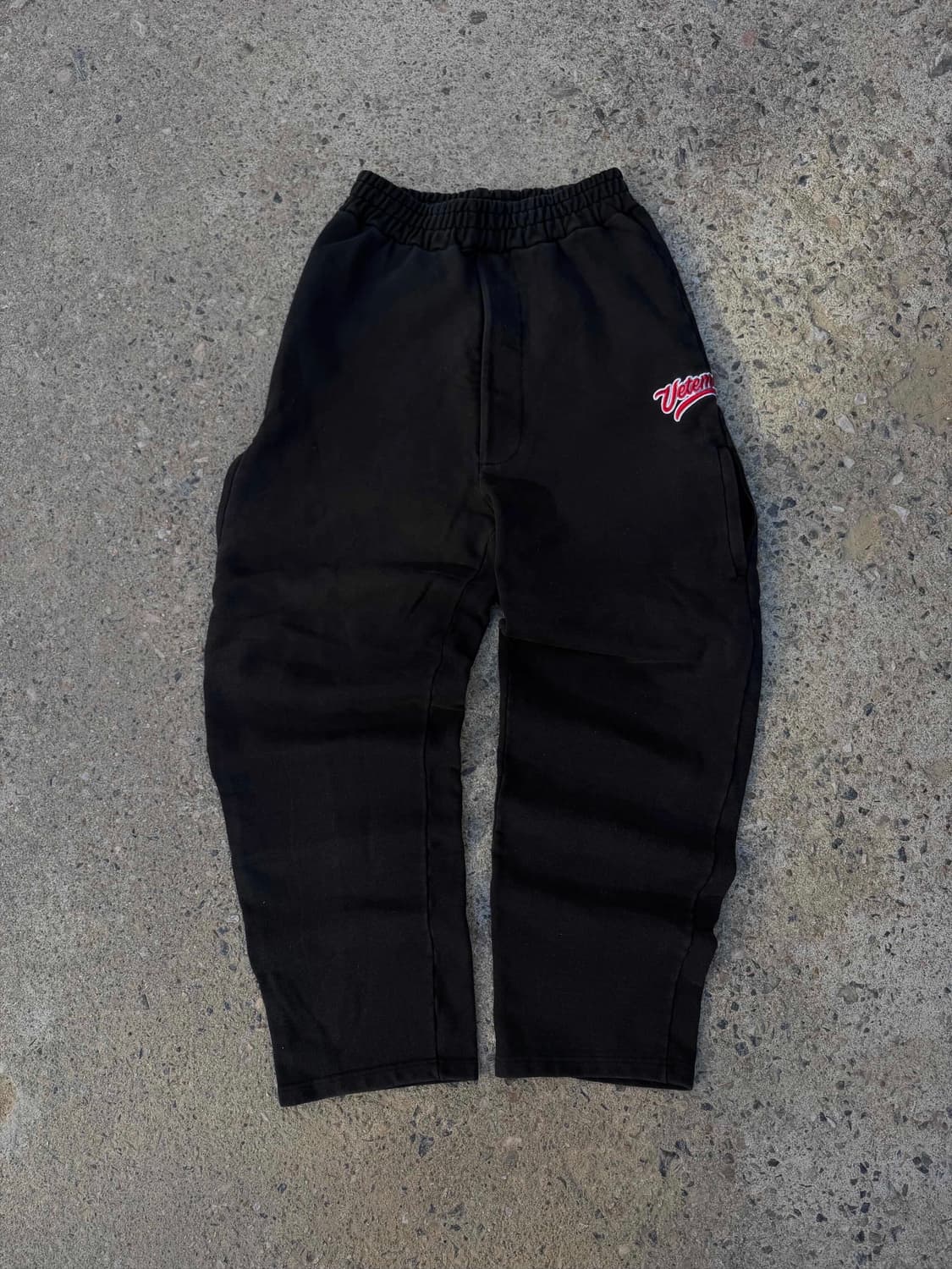 베트멍 엠브로이드 스웻팬츠 상품이미지1