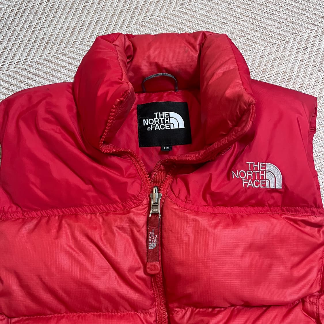 [정품] 노스페이스 레드 700 조끼 패딩 [ 85 ] 상품이미지3