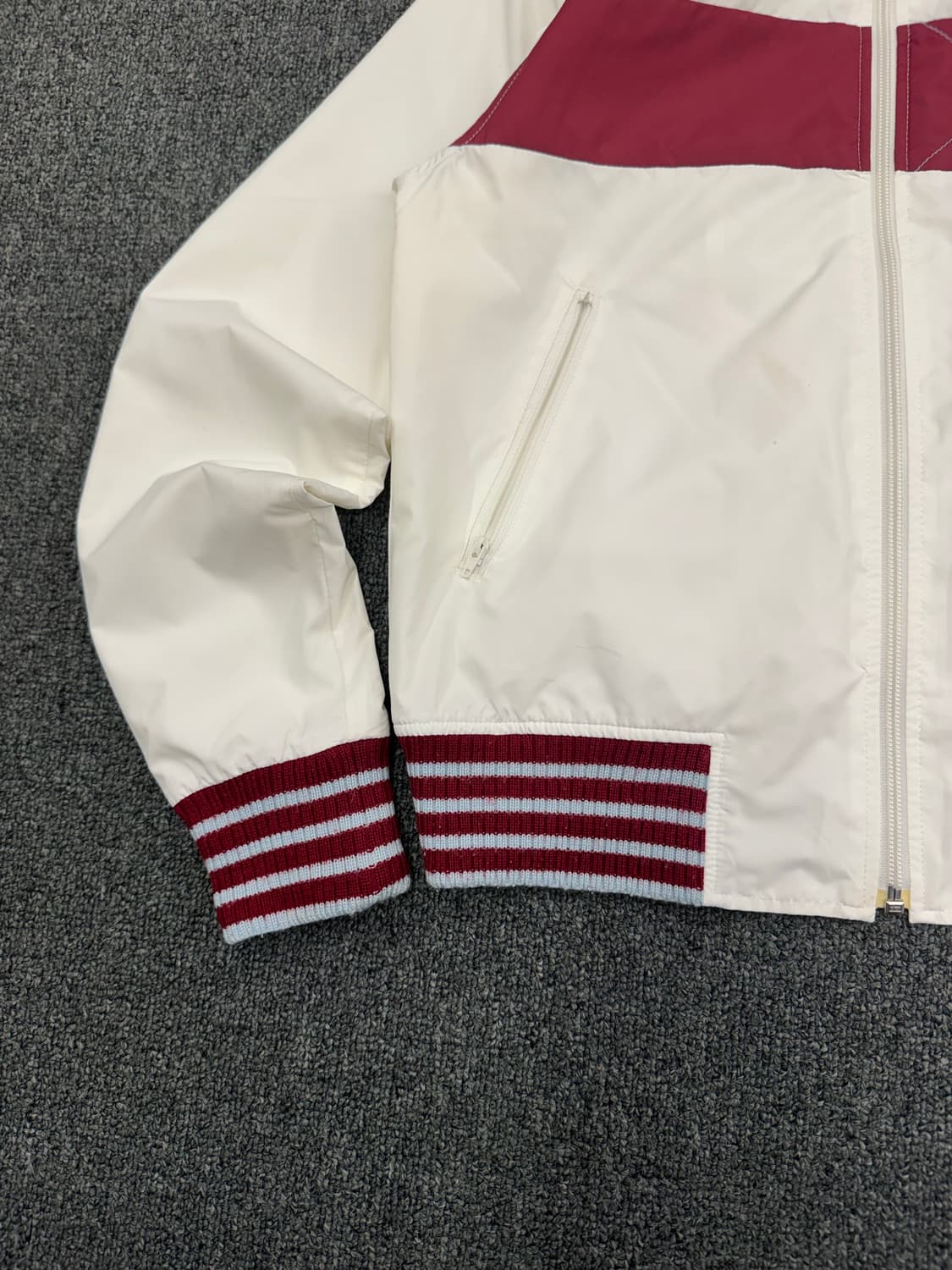M)PUMA 빈티지 화이트&버건디 나일론 윈드브레이커 자켓 상품이미지3
