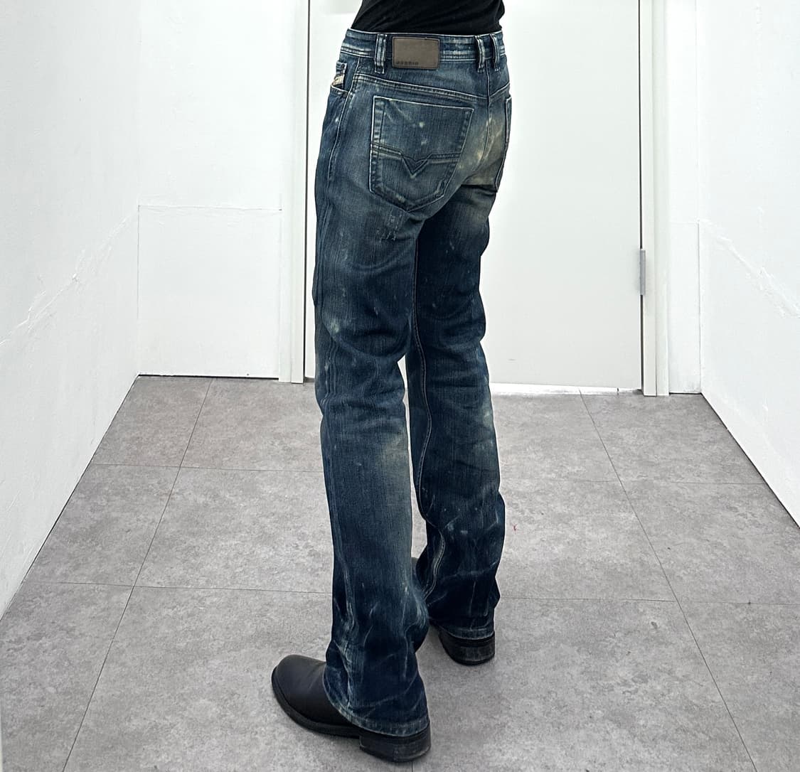 Diesel OOSWW Stretch Distressed Denim 상품이미지3