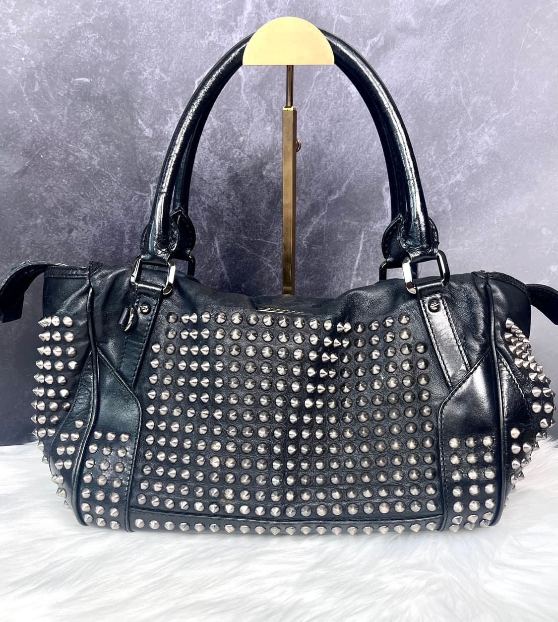 Burberry 올오버 레더 스터드 에덴햄 락시크 펑크 보스턴백 상품이미지4