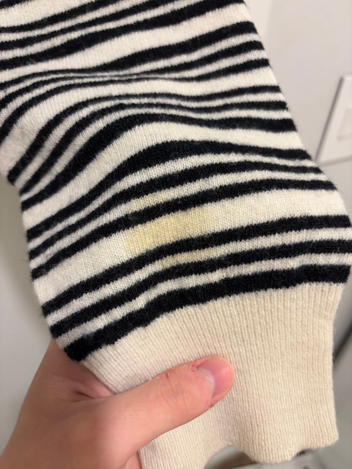 웨이비니스 waviness 스트라이프 헨리넥 니트 2사이즈 상품이미지5