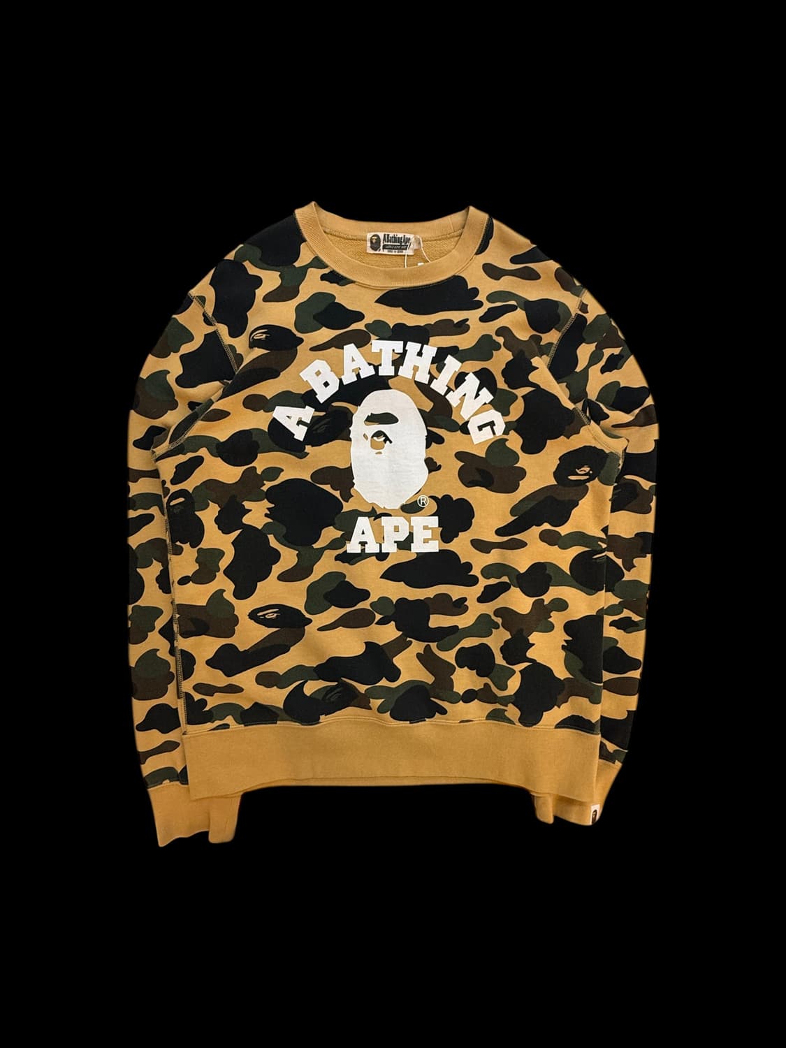 베이프 퍼스트 카모 컬리지 크루넥 맨투맨 상품이미지1