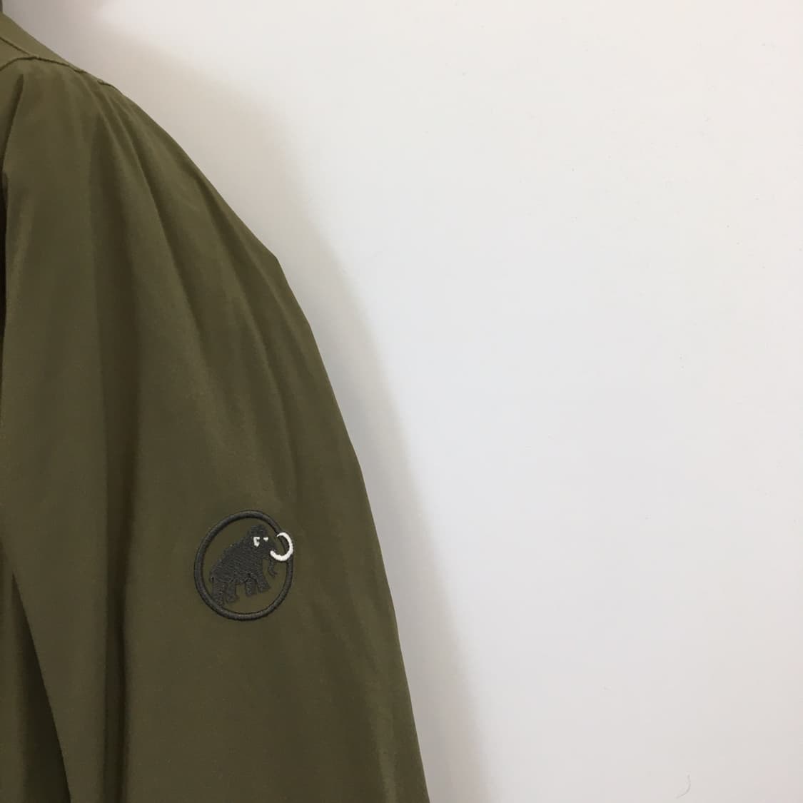 마무트 고어텍스 바람막이점퍼 마그넷자석단추 여성 M 상품이미지3