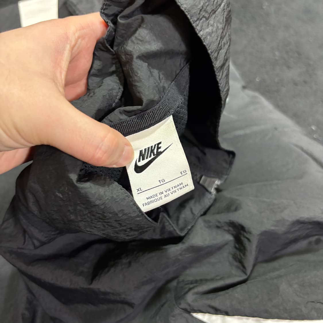 XL 나이키 블랙 빅스우시 바람막이 우븐자켓 상품이미지4