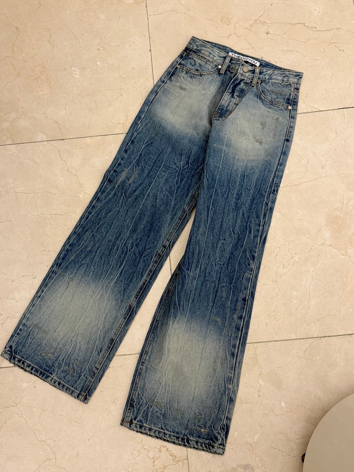 더오유 THEOHYOU 크리즈 워싱 데님 와이드 팬츠 상품이미지2