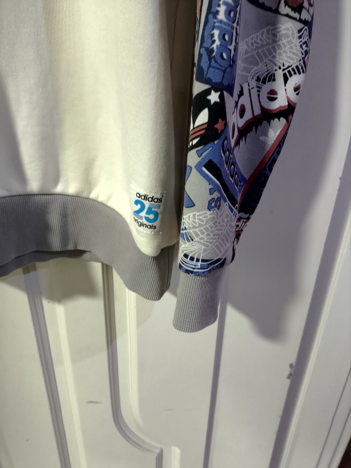 100 아디다스 x 니고 25 슬램크루 맨투맨 상품이미지4