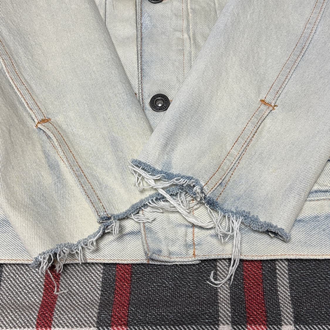 리바이스 LMC Cut-Off 트러커 자켓 상품이미지4