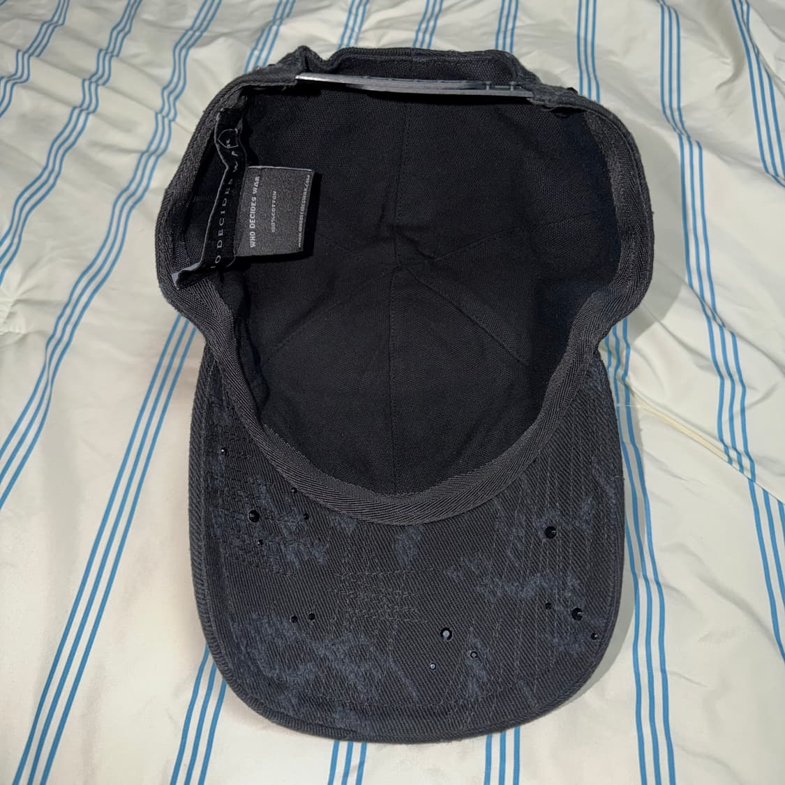 후 디사이즈 워 DARNING 캡(WHO DECIDES WAR) 상품이미지4