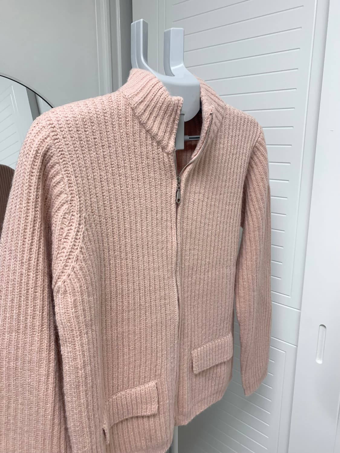 더히스토리 니트집업 새상품 상품이미지5