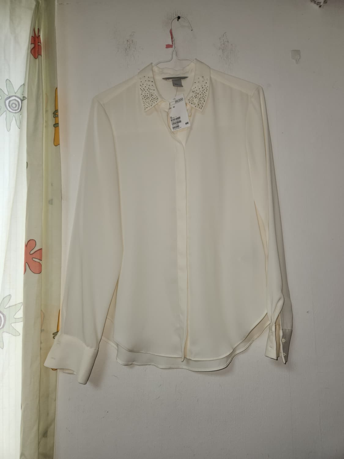 H&M 아이보리 블라우스 카라 장식S 상품이미지1