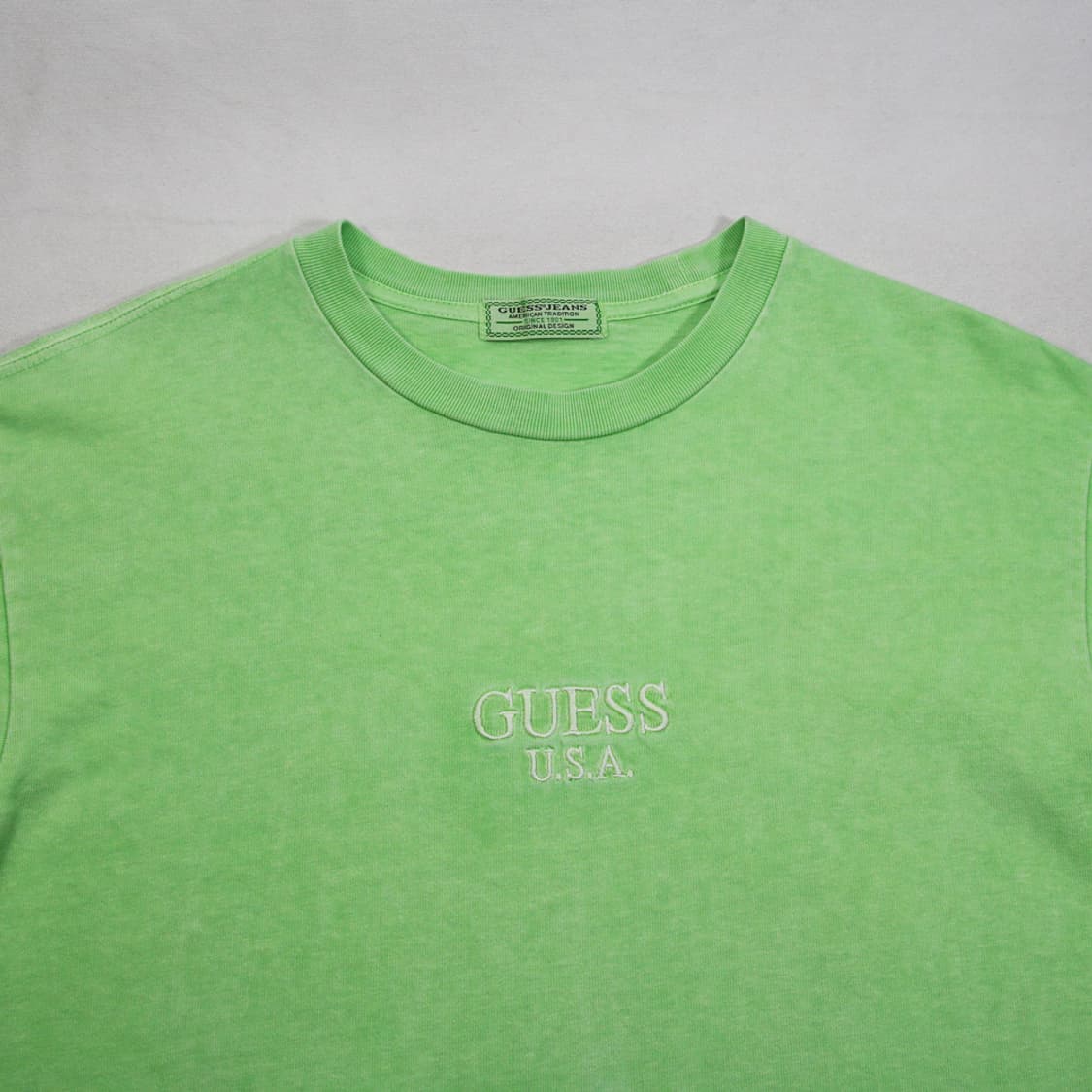 (착용컷) GUESS JEANS 워시드 반팔 티셔츠 (남성용 103) 상품이미지4